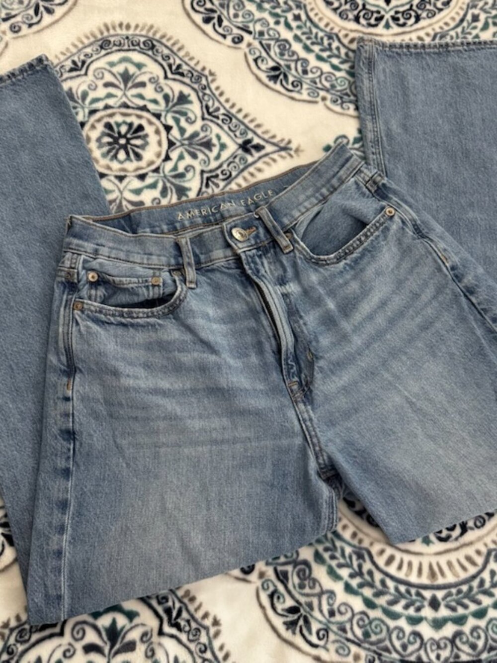 American Eagle Highest Rise 90's Flare Sz 6 Regular
